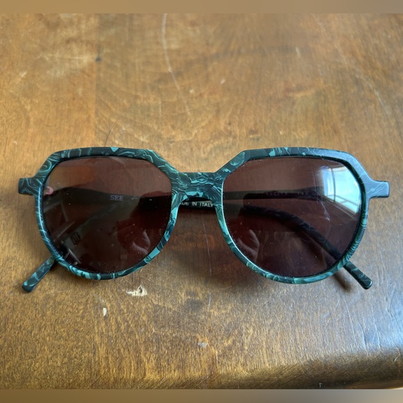 SEE Eyewear Marbled Italian Sunglasses - Picture 1 of 11